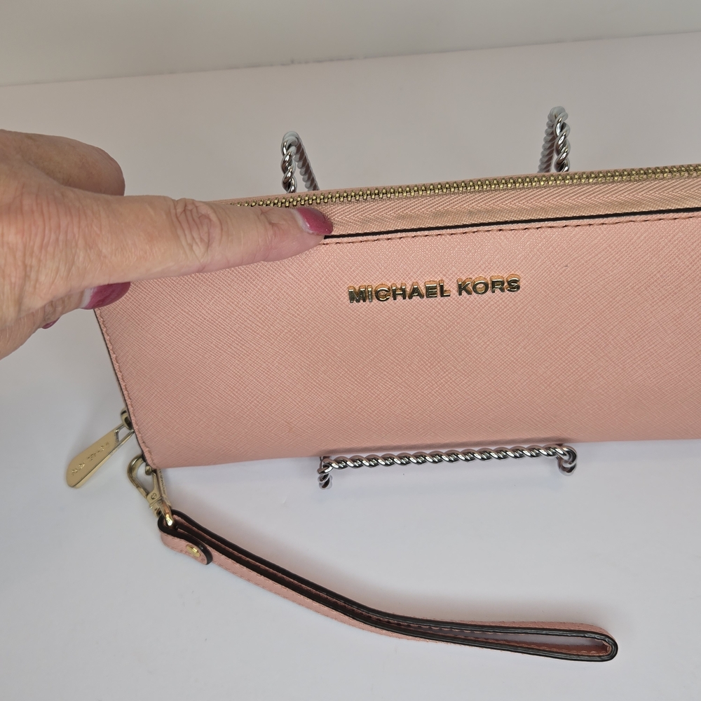 Michael Kors Pink Wristlet Wallet - Picture 3 of 8